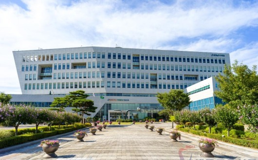 충남교육청, 취약계층 100가구에 방한용품 2,920만 원어치 전달